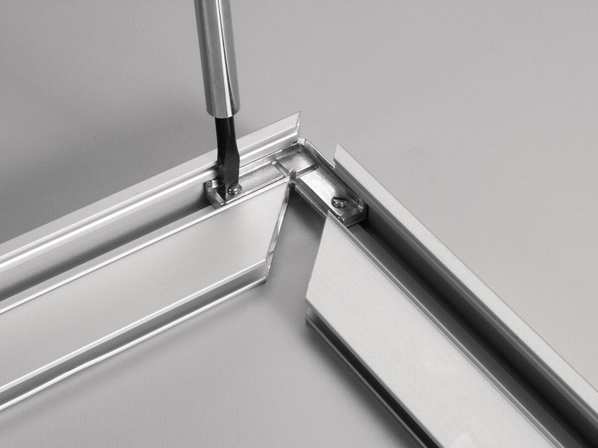 563.25.910 Demontabil de colt pentru profile din aluminiu 232638 x 14 mm 3 563.25.910 Demontabil de colt pentru profile din aluminiu 232638 x 14 mm 3