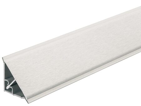 712.81.324 Profil antistrop triunghiular 30x30 mm din 2 piese infoliat 4000mm Negru 1