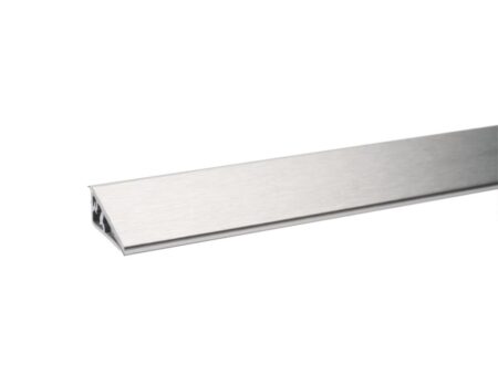 712.82.324 Profil antistrop triunghiular 24x115 mm din 2 piese infoliat 4000mm Negru 1